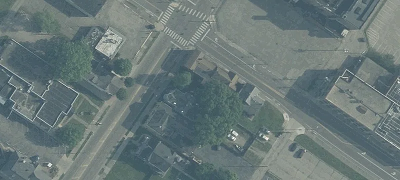 1000 1st Ave