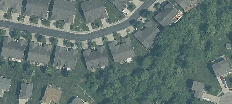 932 Nelson Ln