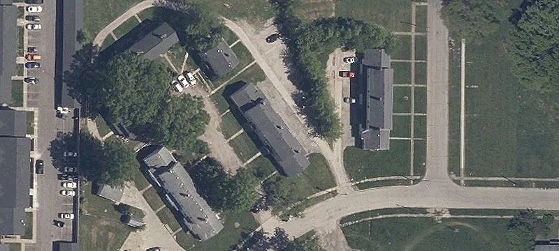 908 Central Dr