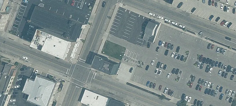 216 3rd St