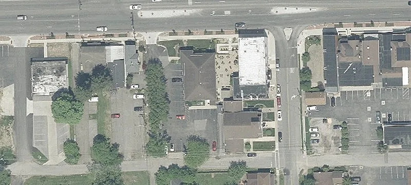 7323 Main St