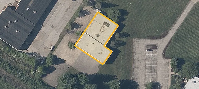 31000 Bainbridge Rd