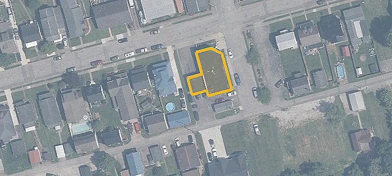 403 2nd Ave