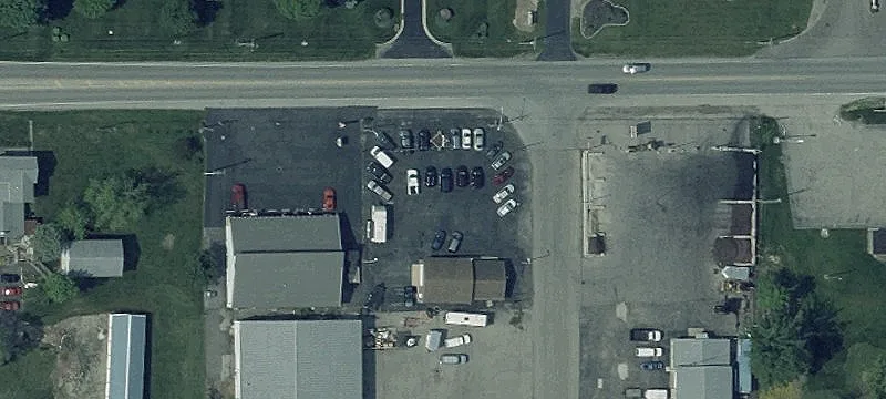 1135 Main St
