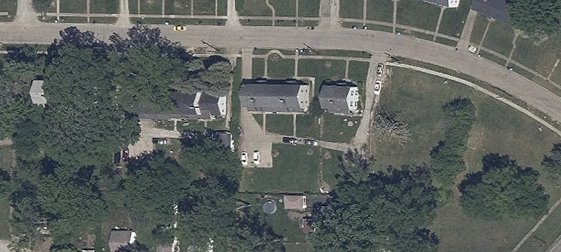 827 Central Dr