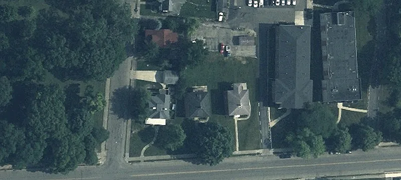 1560 High St