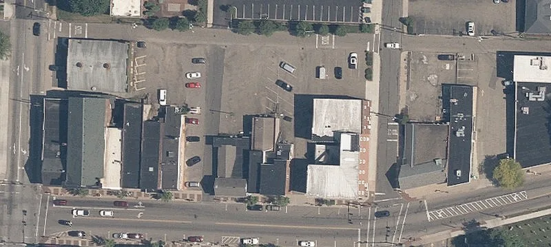 207 Main St