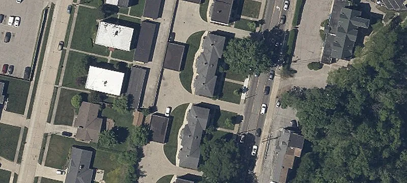 2660 Wooster Rd
