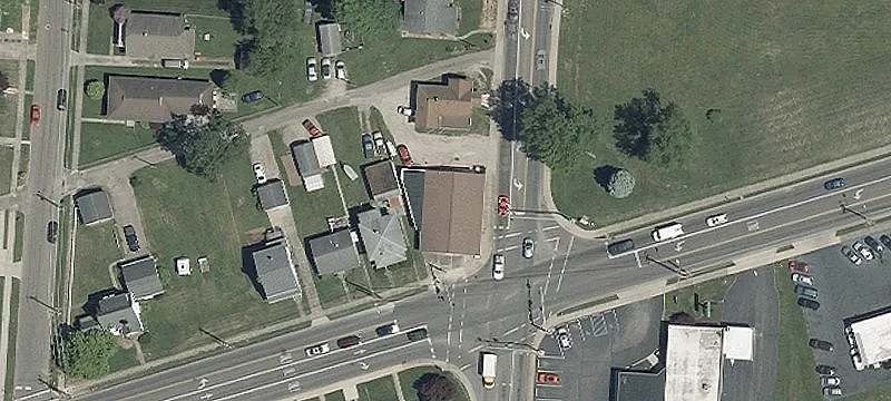 1060 Main St