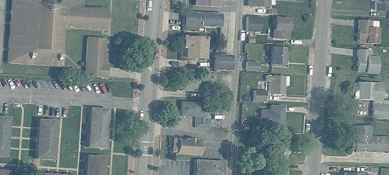 738 Yearling Rd