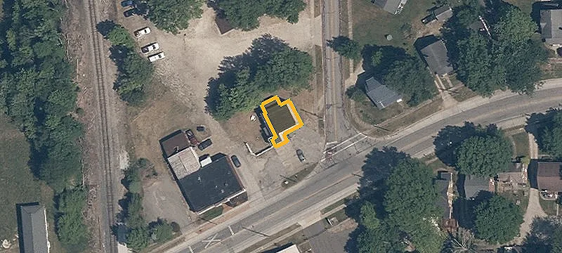 809 Main St