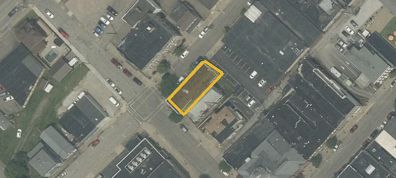 418 Walnut St