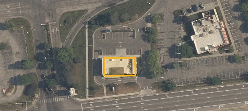 6504 Airport Hwy