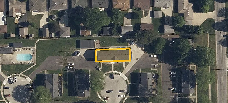 601 Roxbury Ct
