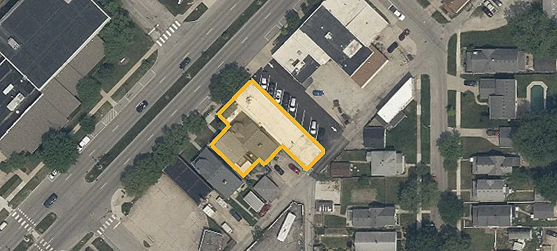 321 Superior St