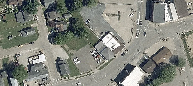 402 Main St