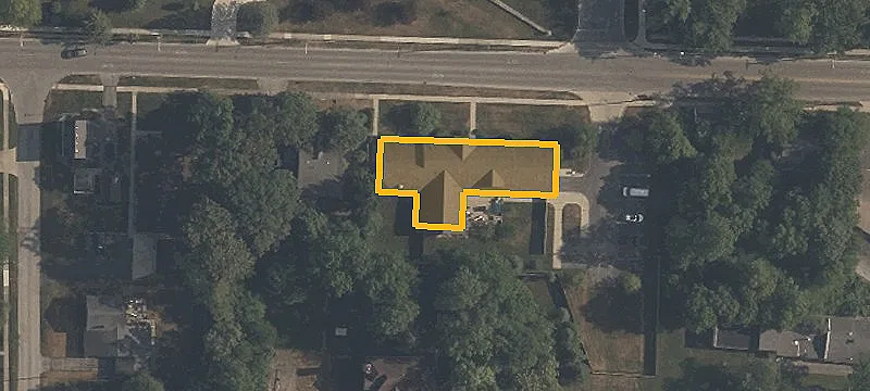 Conneaut Ave