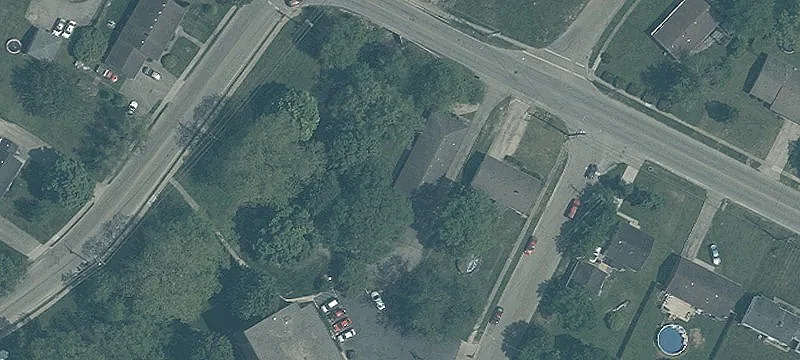 410 4th St