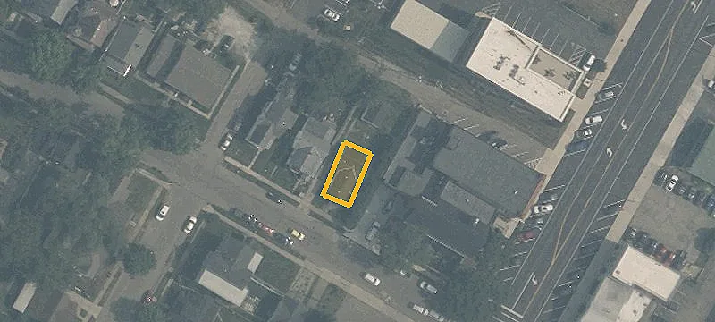 15 Race St