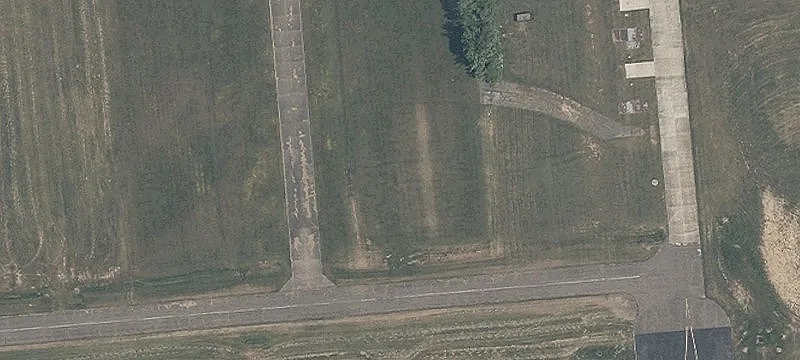 Taxiway Taxiway