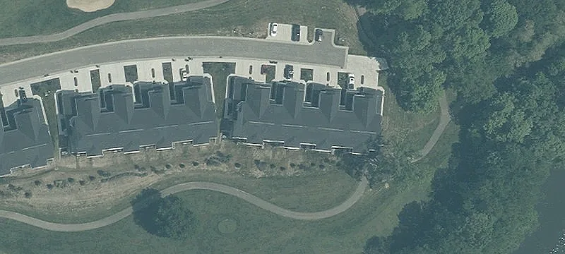 4261 Waters Edge Ln