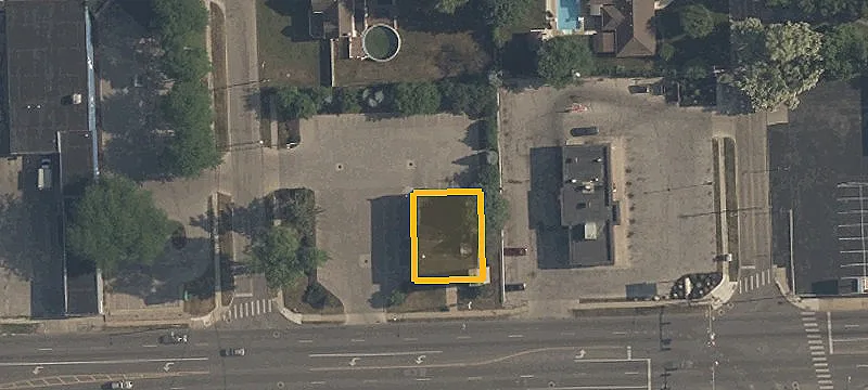 3226 Alexis Rd