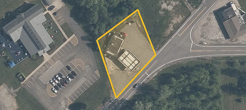 13906 Gar Hwy