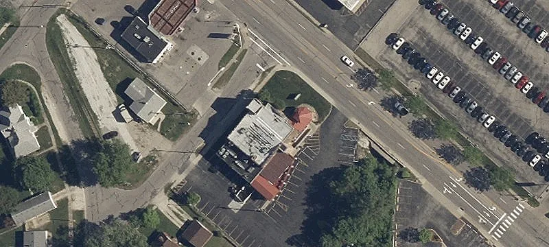 2072 Woodville Rd