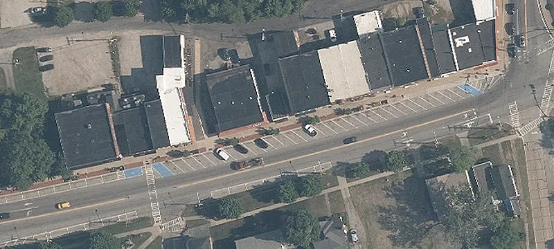 42 Main St