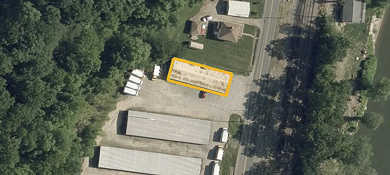 2561 Linden Ave