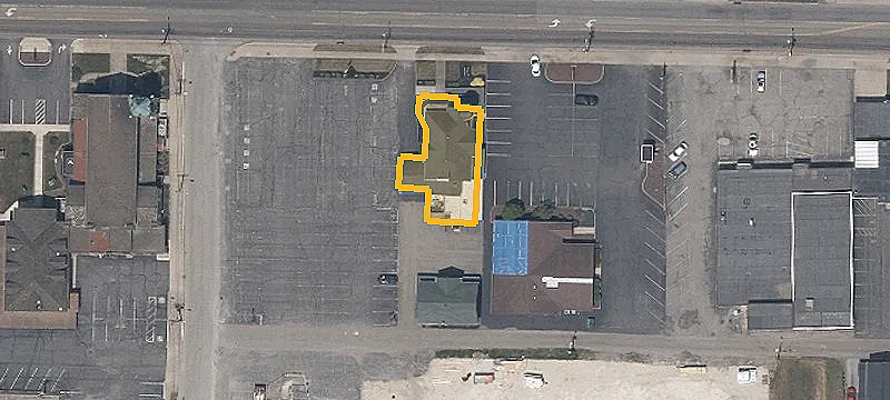 415 Robbins Ave