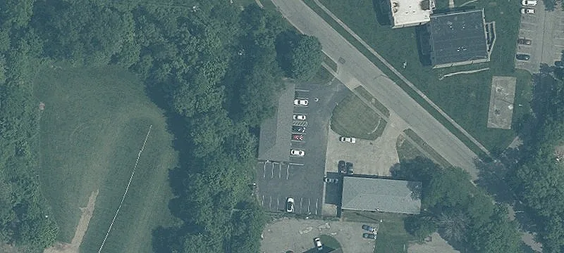 345 Hampshire Dr