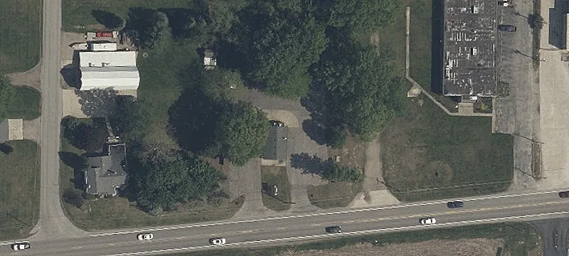 386 Airport Hwy