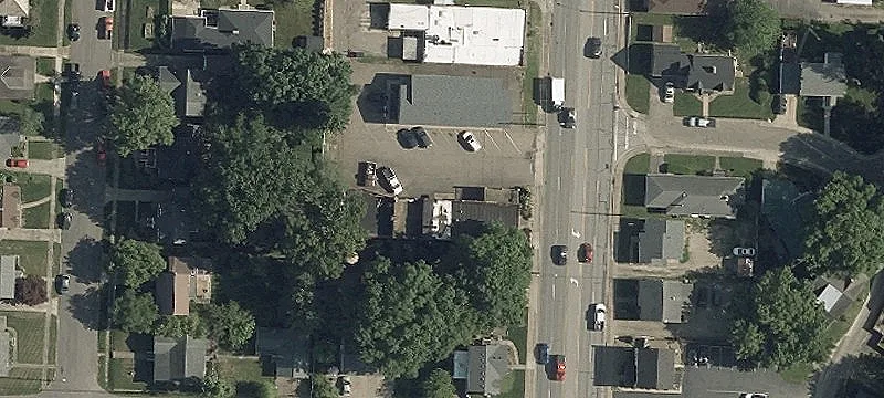 1933 Maple Ave