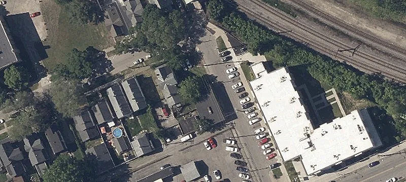 6109 Lawn Ave
