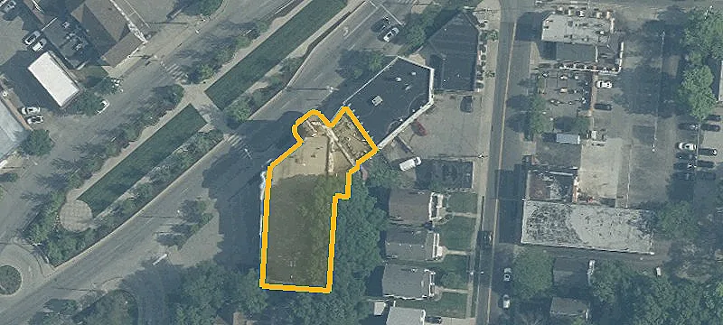 3021 Madison Rd