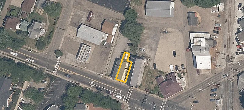 111 Maple St
