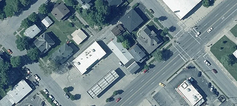 61 High St