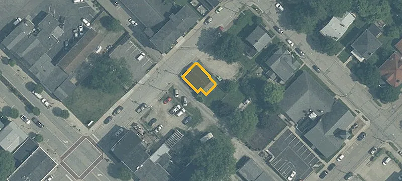 60 2nd St