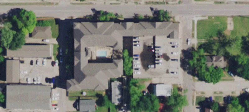 251 Miller Ave