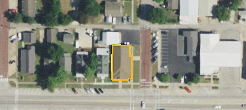 1302 Main St