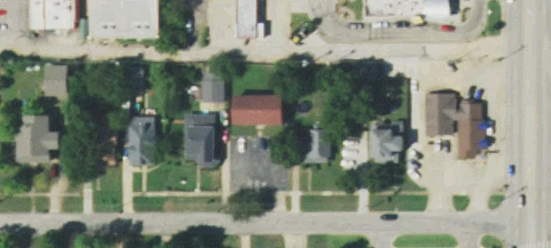 1023 Lee Ave