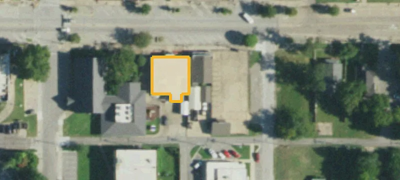 318 Main St