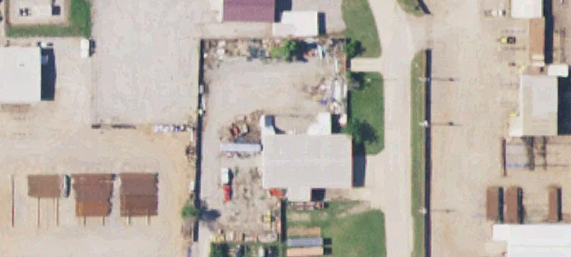 2300 Spur Ln