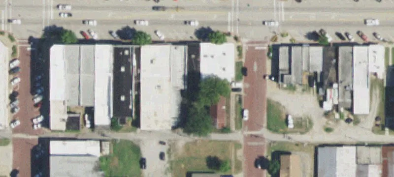 1005 Main St