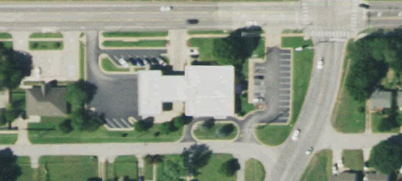 2502 Edison St