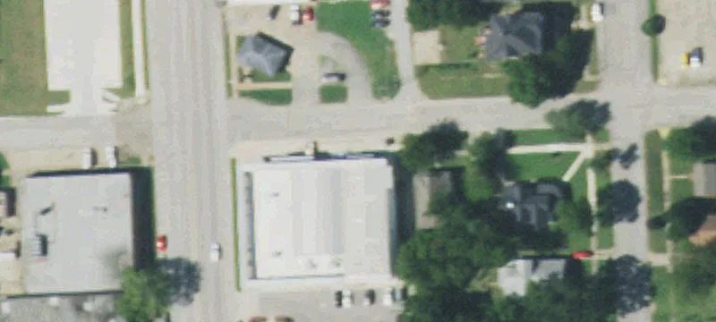 301 Main St