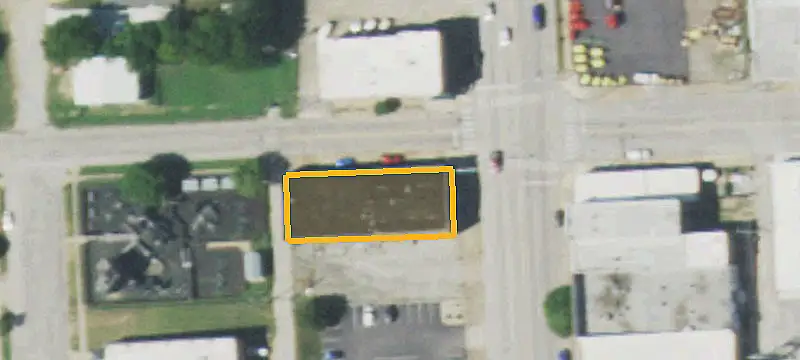 24 Main St