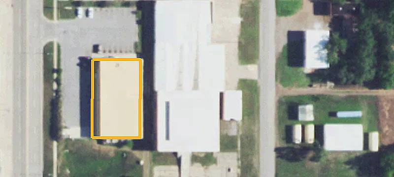 122 Liveoak St