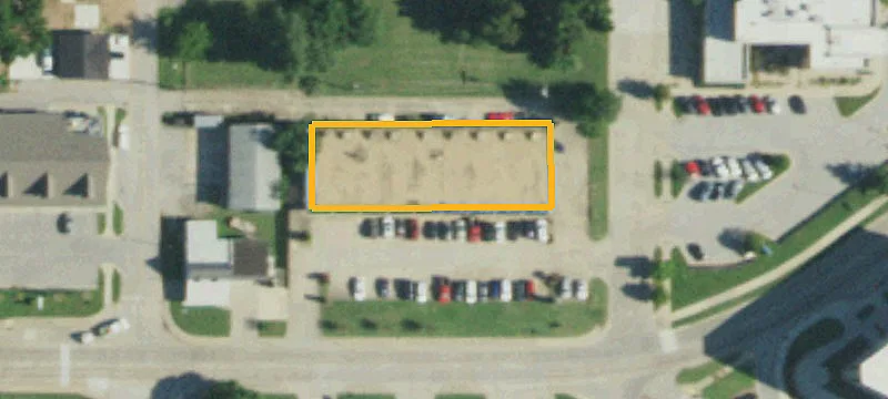 607 Main St